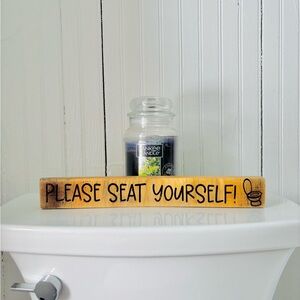 Farmhouse Bathroom Decor